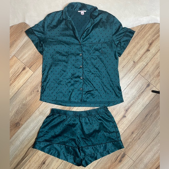 Black Ivy Green Dot Satin Short Pajama set - Picture 3 of 9